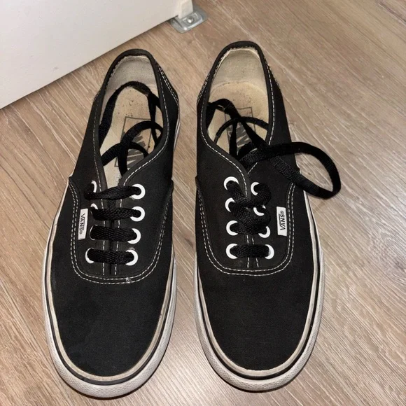 Vans Platform Shoes - Picture 2 of 9